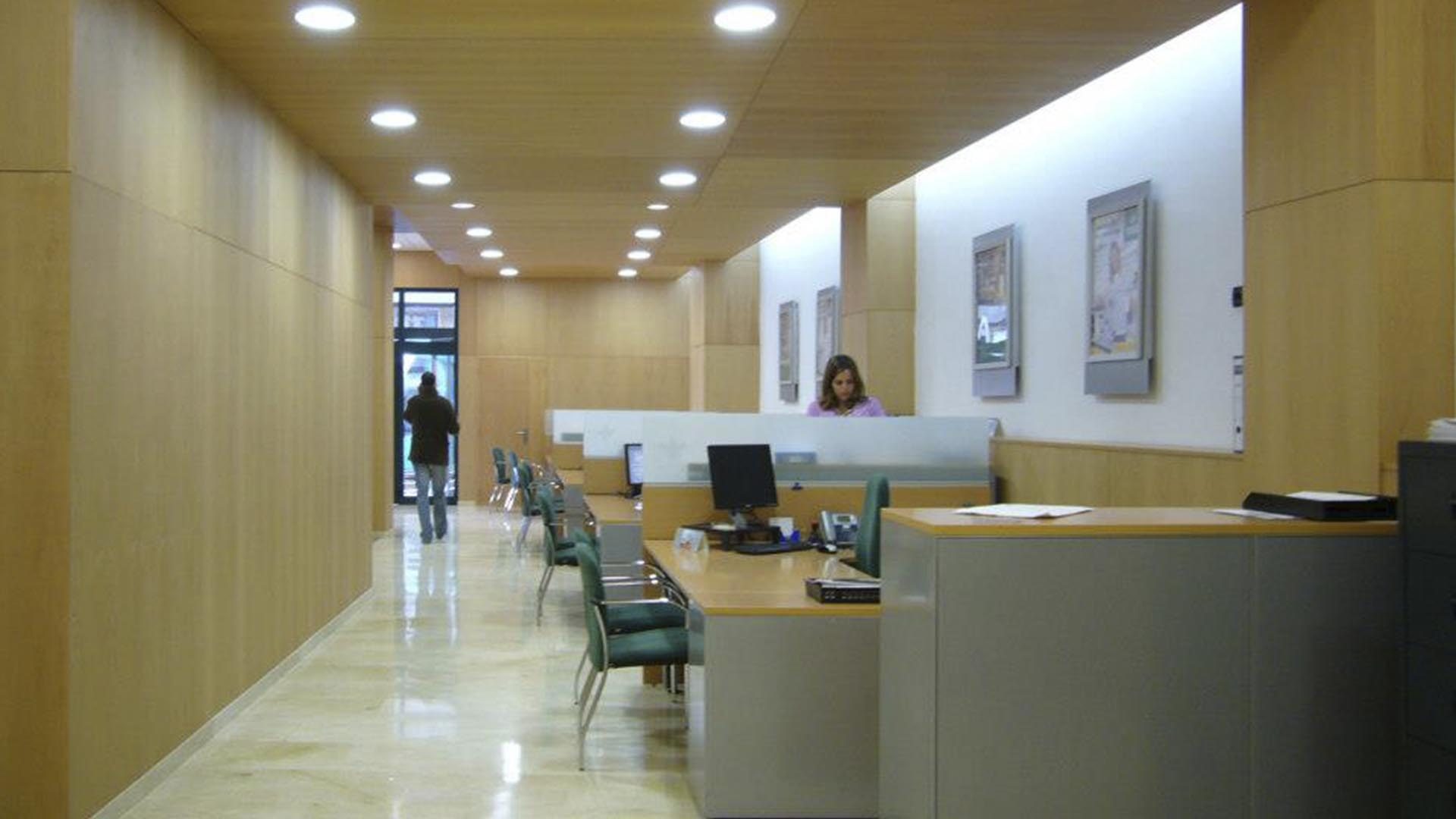Sucursales Bancarias en Canarias — institucional en La Gomera y Tenerife — imagen 2