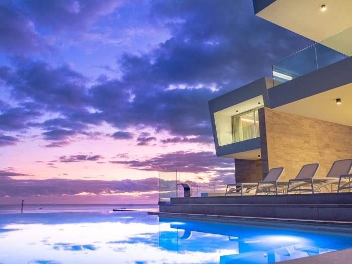 Vivienda Unifamiliar de Lujo — La Caleta — residencial en La Caleta, Adeje, Tenerife